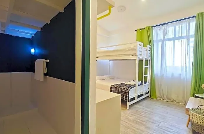 Ostay Asoke Hotell 4*